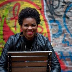 Meet your Posher, Trenesa